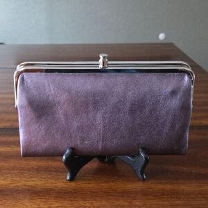 HOBO The Original Lauren Iridescent Purple Kisslock Bifold Leather Wallet